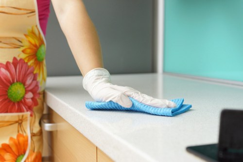 Carpet cleaner working in a Camberwell flat with access considerations