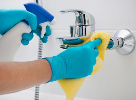 Image 2 showing screen-reader friendly cleaning service content